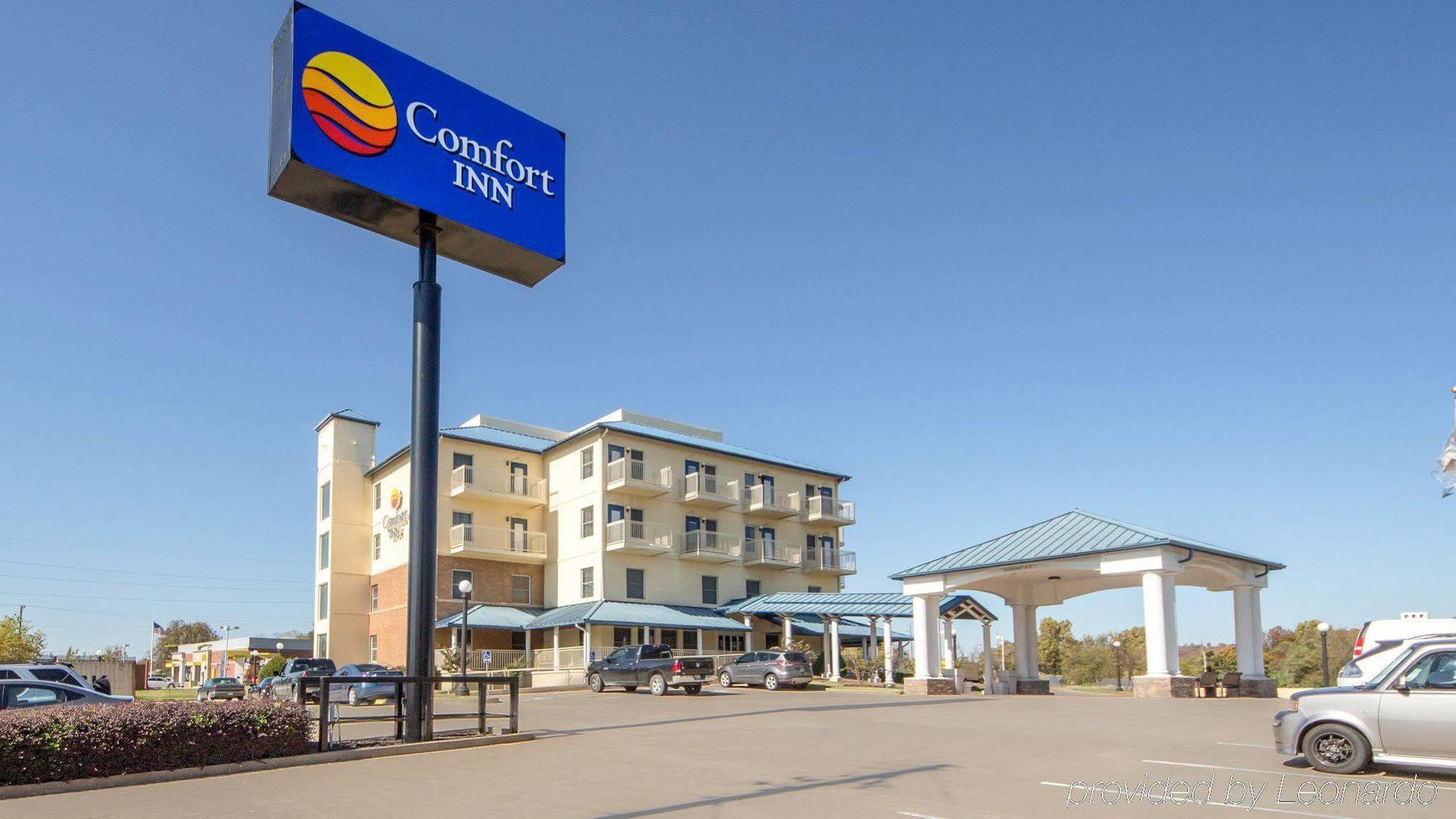 Quality Inn Tulsa-Downtown West Extérieur photo